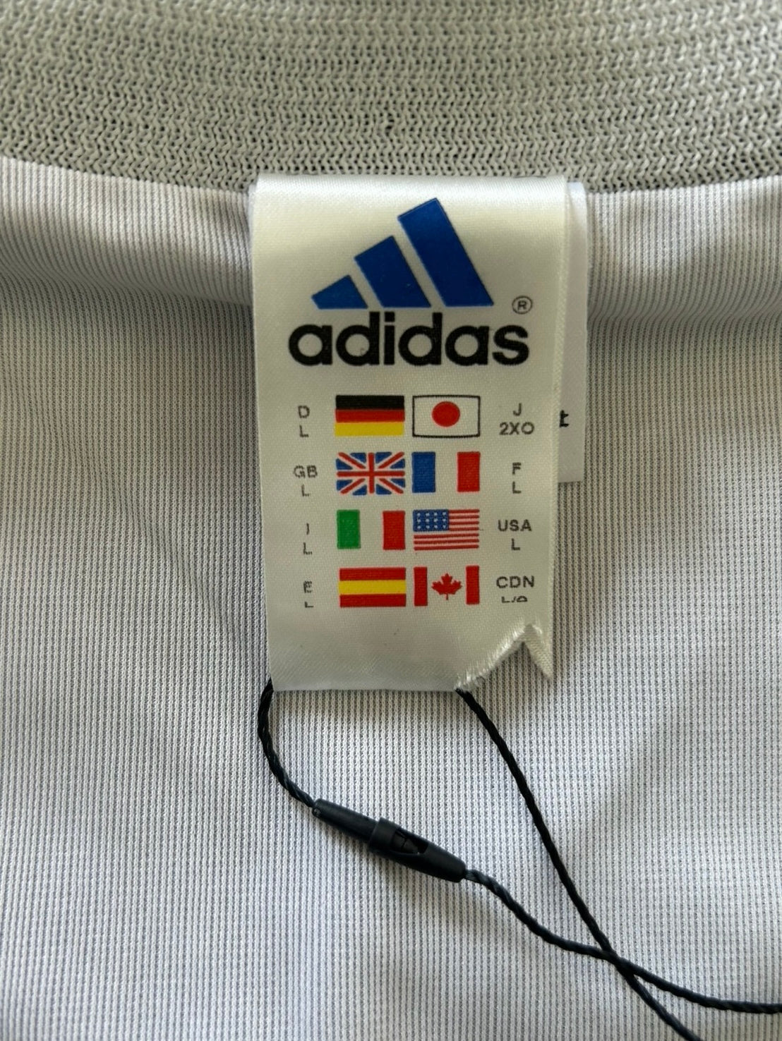 02/03 Adidas Real Madrid Reversible Training