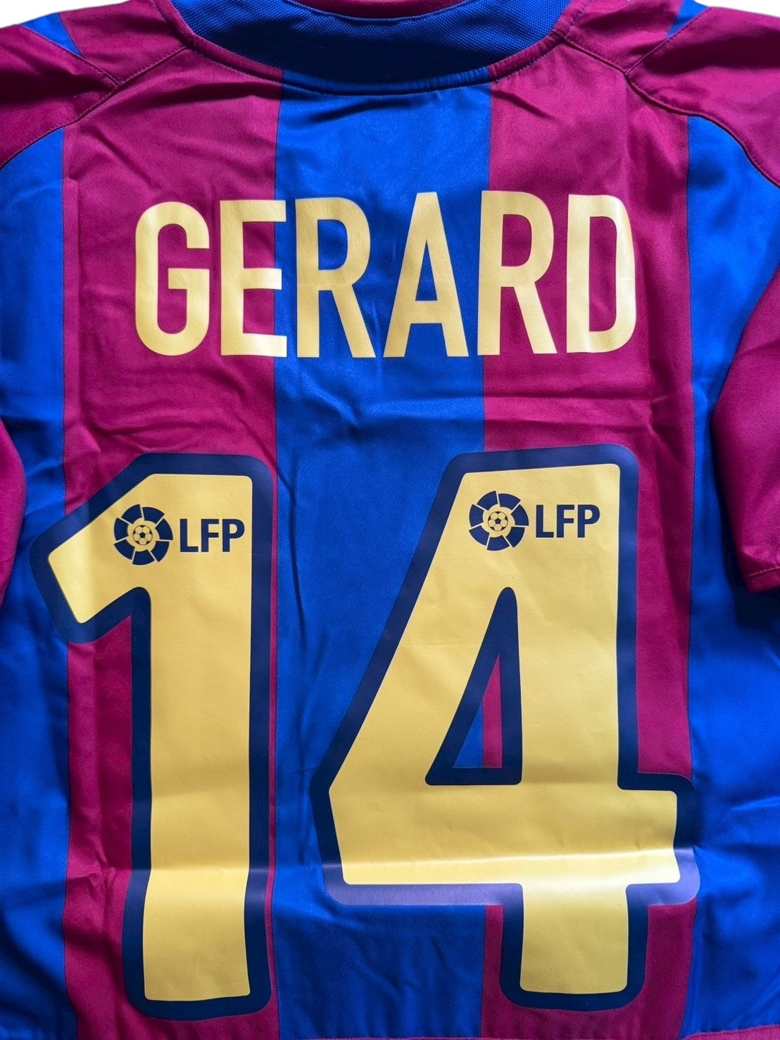 03/04 Nike Barcelona Home No.14 Gerard López