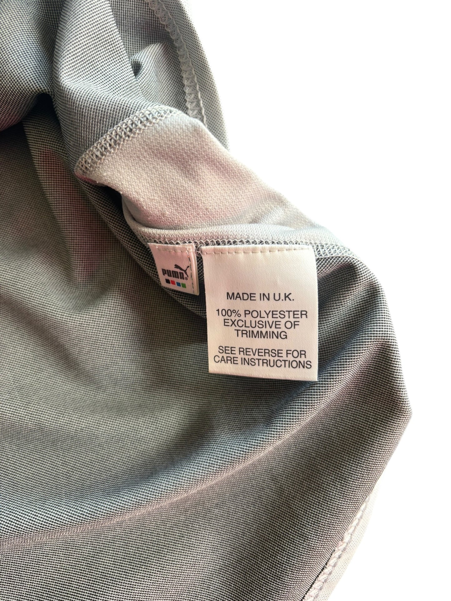 01/02 Puma Everton Away No.10 Duncan Ferguson