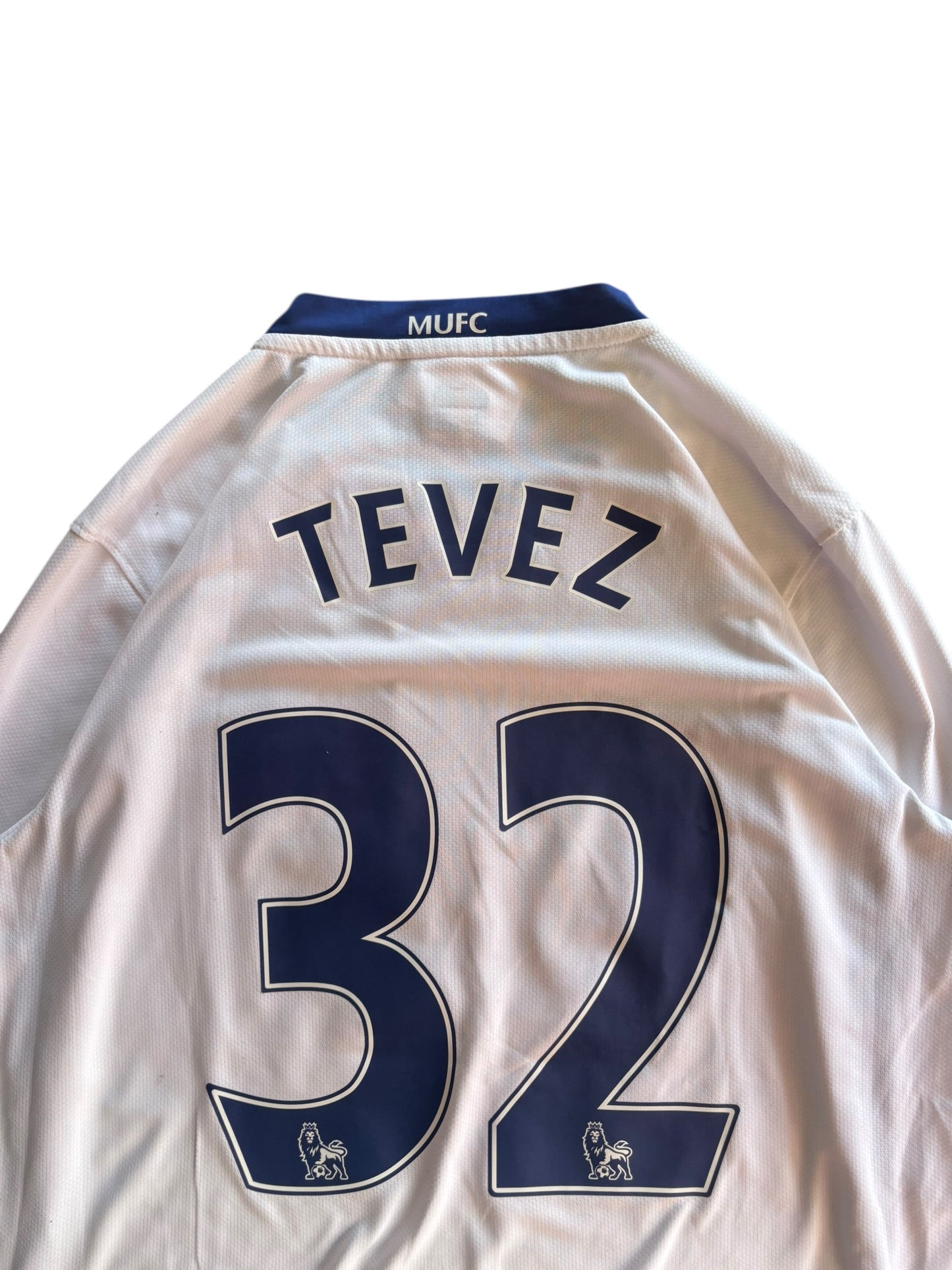 08/09 Nike Manchester United L/S Away No.32 Carlos Tevez
