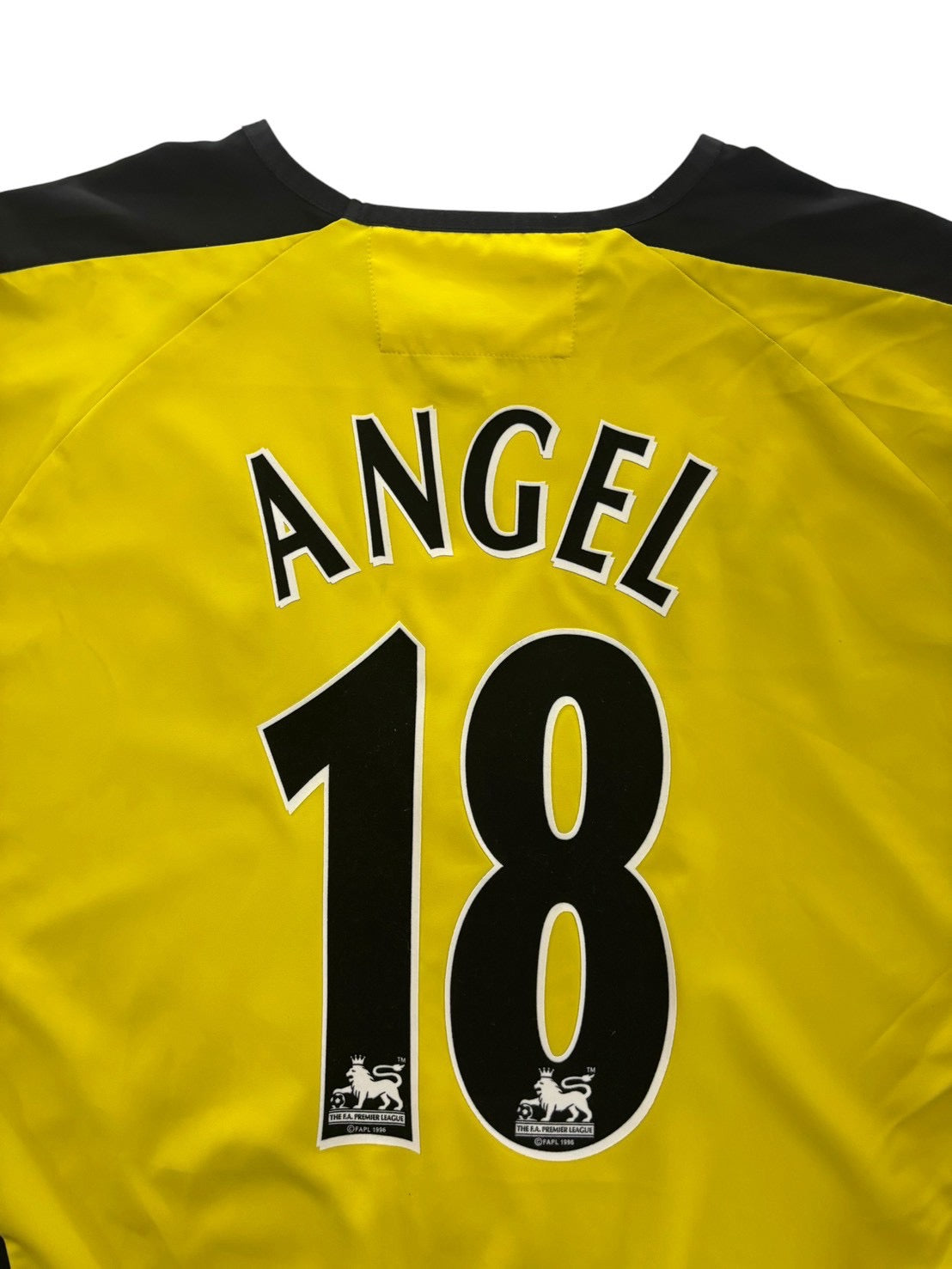 03/04 Diadora Aston Villa Away Angel