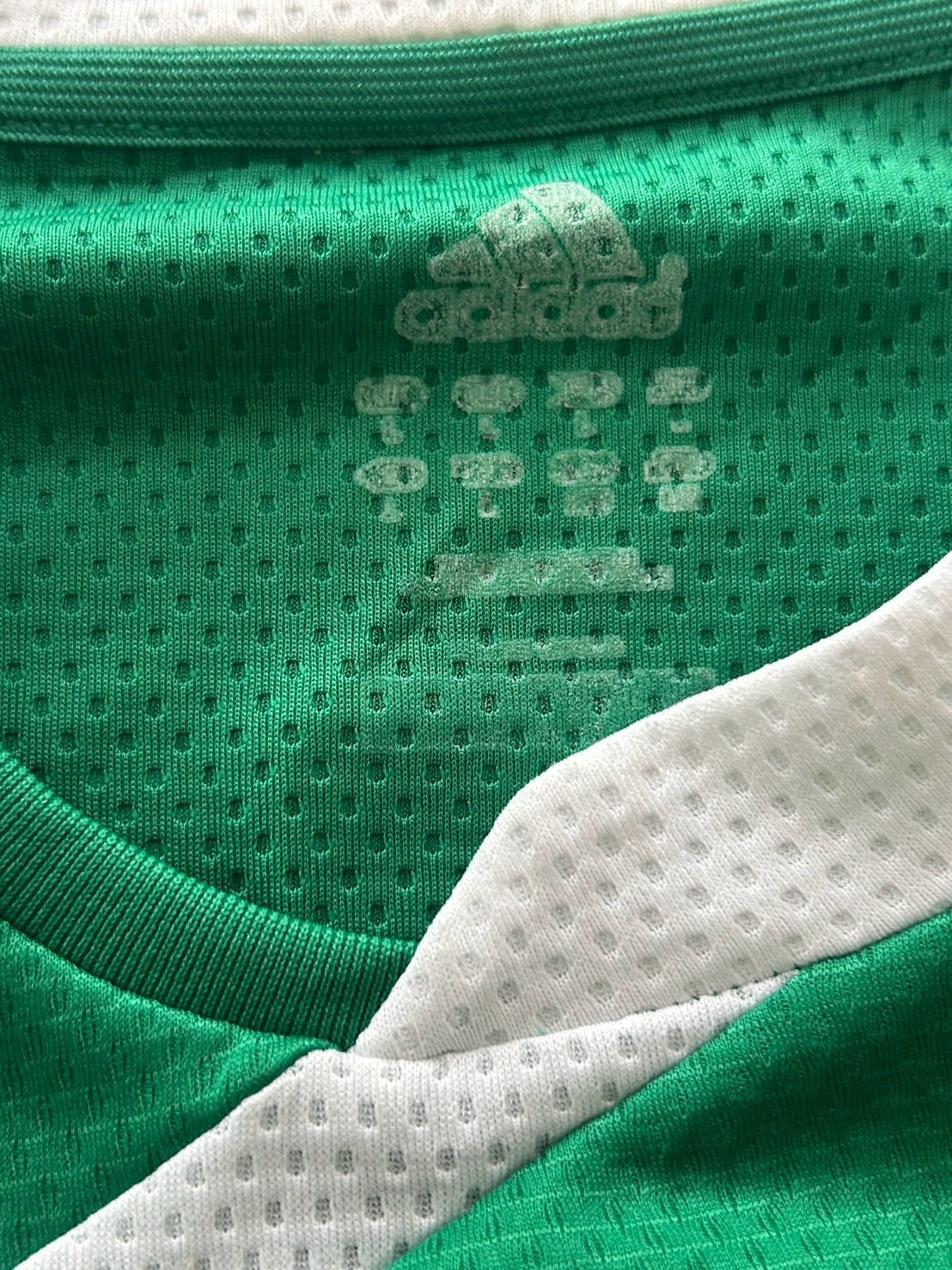09/10 Adidas Wolfsburg Away No.9 Dzeko
