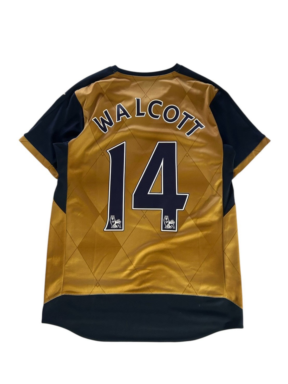15/16 Puma Arsenal Away Walcott