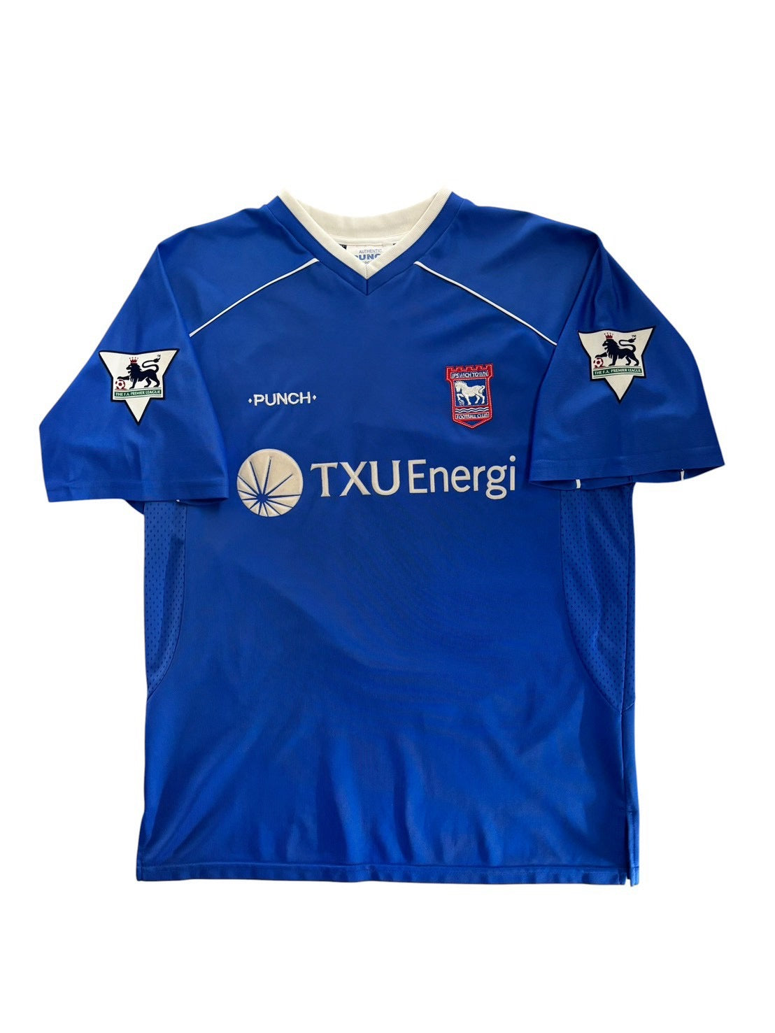 01/03 Punch Ipswich Home Holland