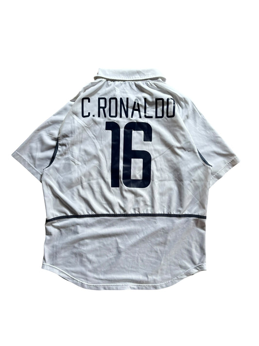 02/04 Nike Portugal National Team Away 
No.16 Cristiano Ronaldo