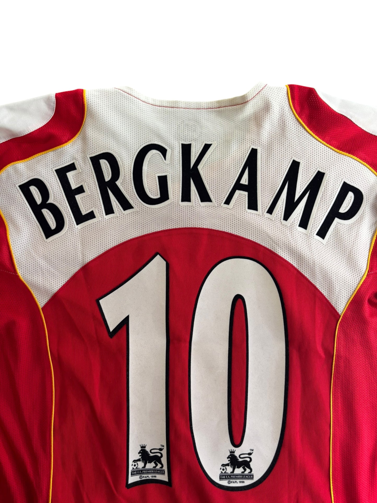 04/05 Nike Arsenal Home No.10 Bergkamp