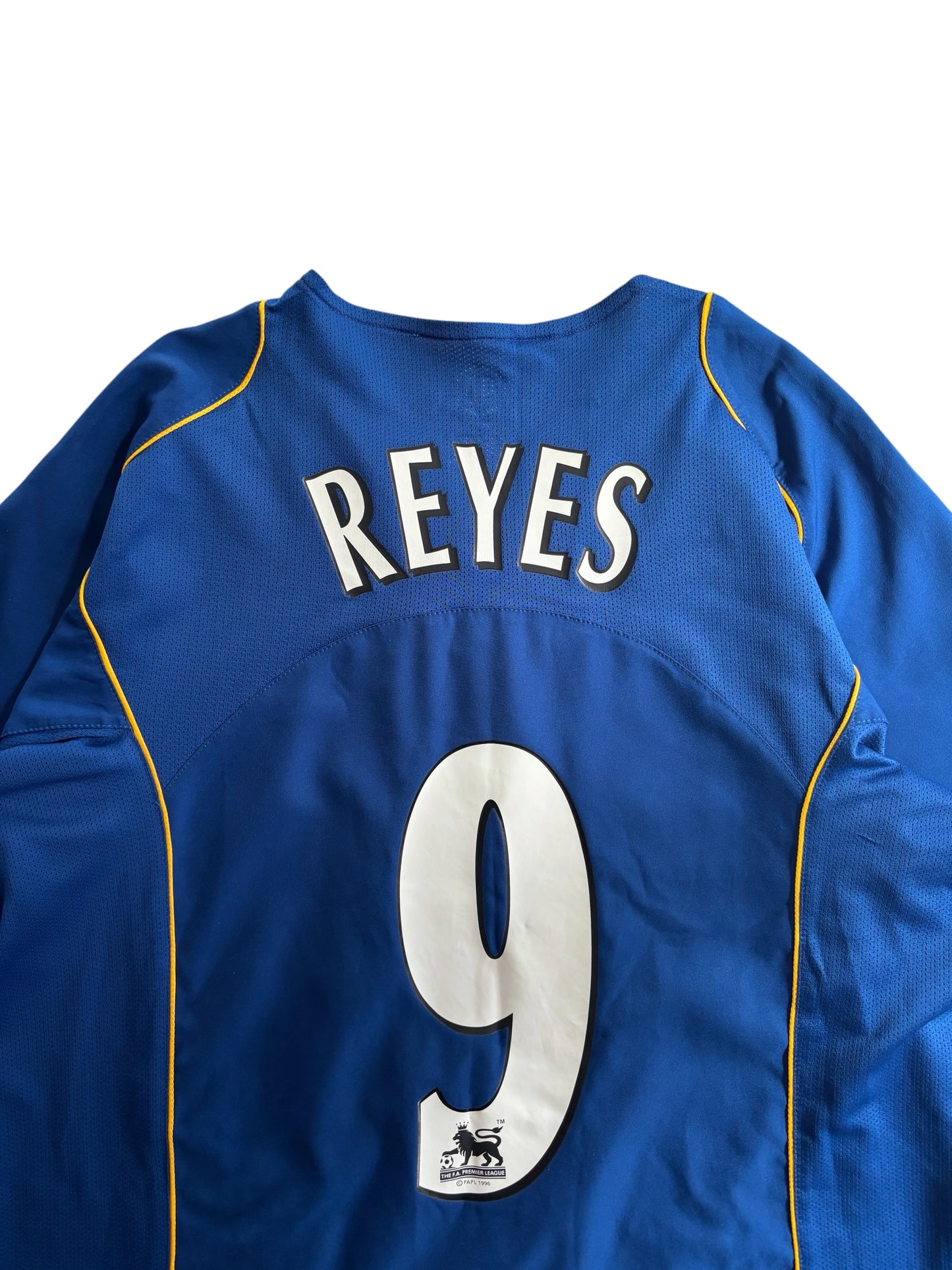 04/06 Nike Arsenal Away No.9 Reyes