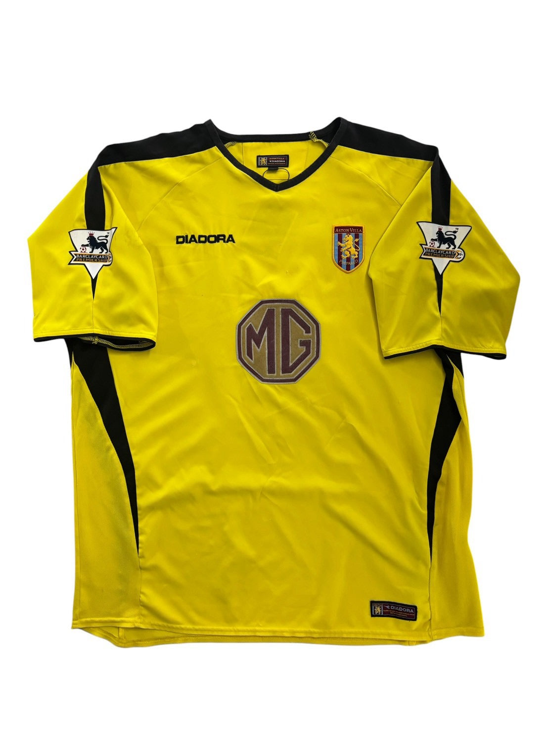 03/04 Diadora Aston Villa Away Angel