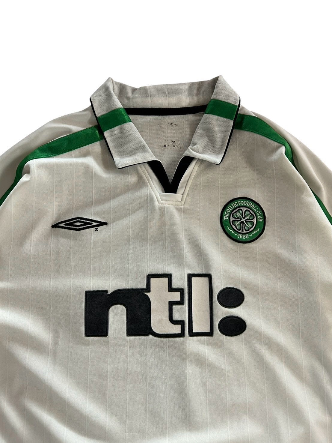 01/02 Umbro Celtic Away No.7 Lasson