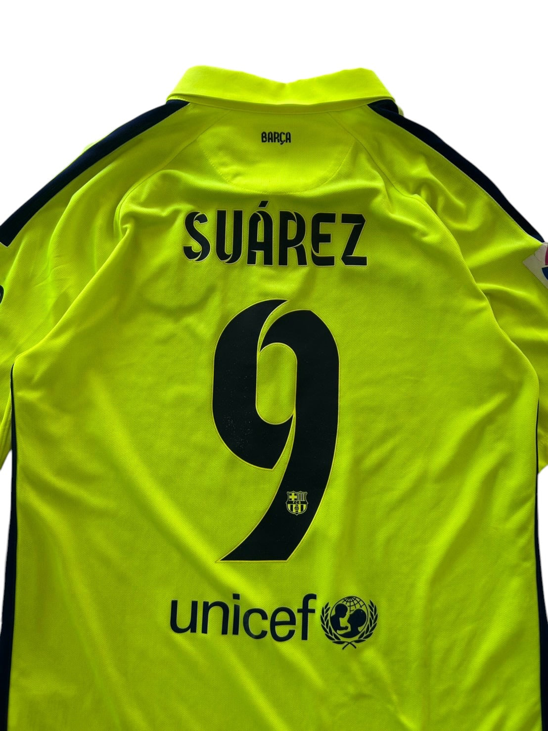 14/15 Nike Barcelona Away Suarez